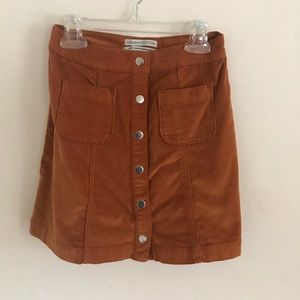 Corduroy skirt with buttons